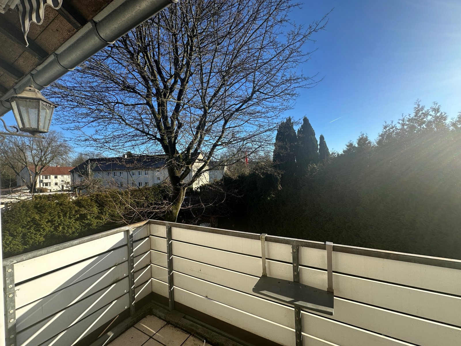 2.5- Zimmer-Mietwohnung mit Balkon und Gartenmitbenutzung