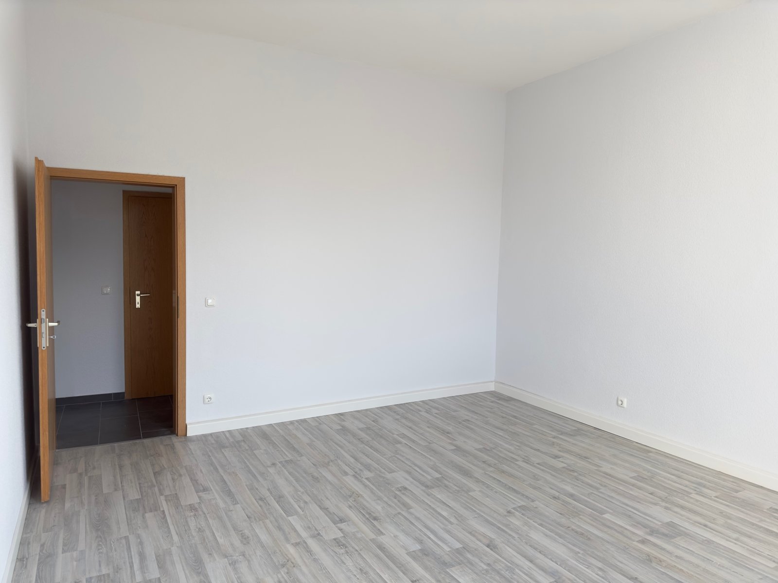 Helle 3.5-Zimmer Wohnung mitten in Essen-Frohnhausen