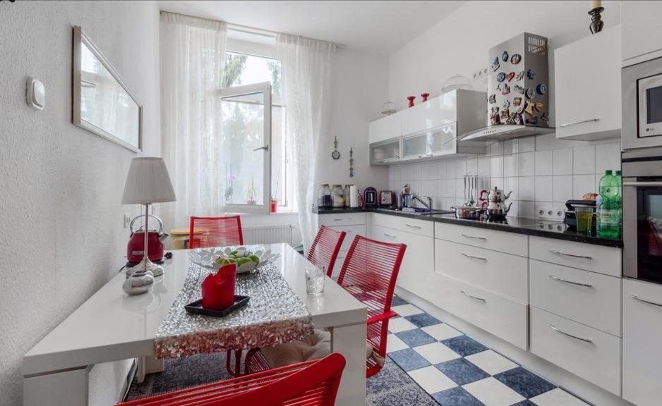 3.5-Zimmer- Altbauwohnung mit Garage in Bochum