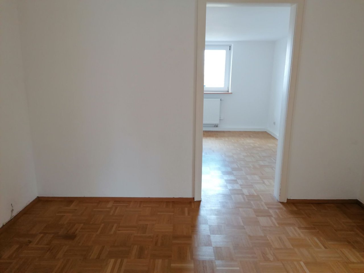 Blick ins linke Zimmer Blick ins linke Zimmer