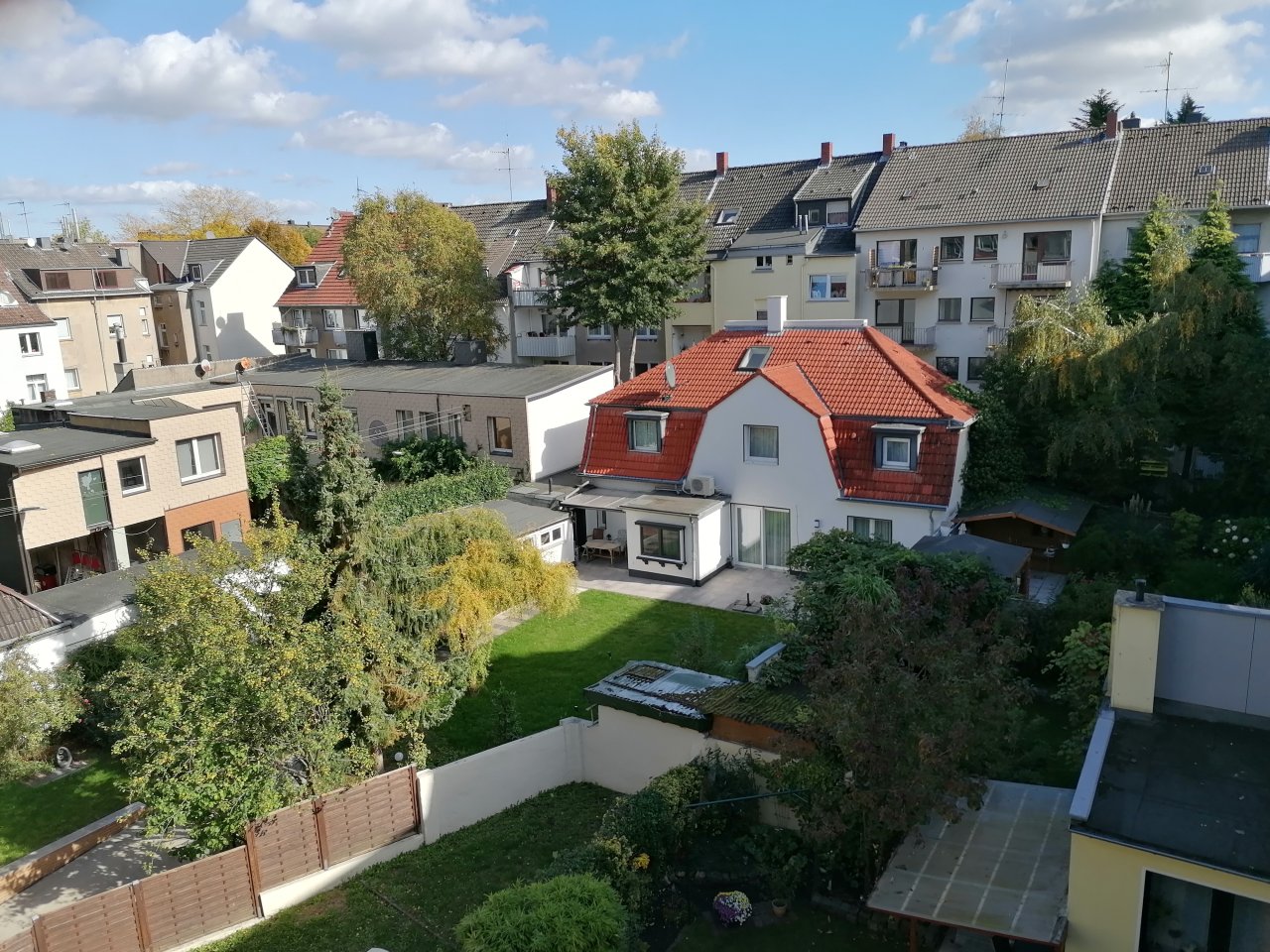 Blick in den ruhigen Hinterhof Blick in den ruhigen Hinterhof