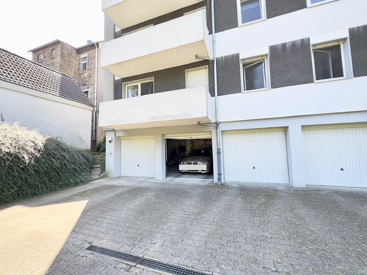Garage Garage