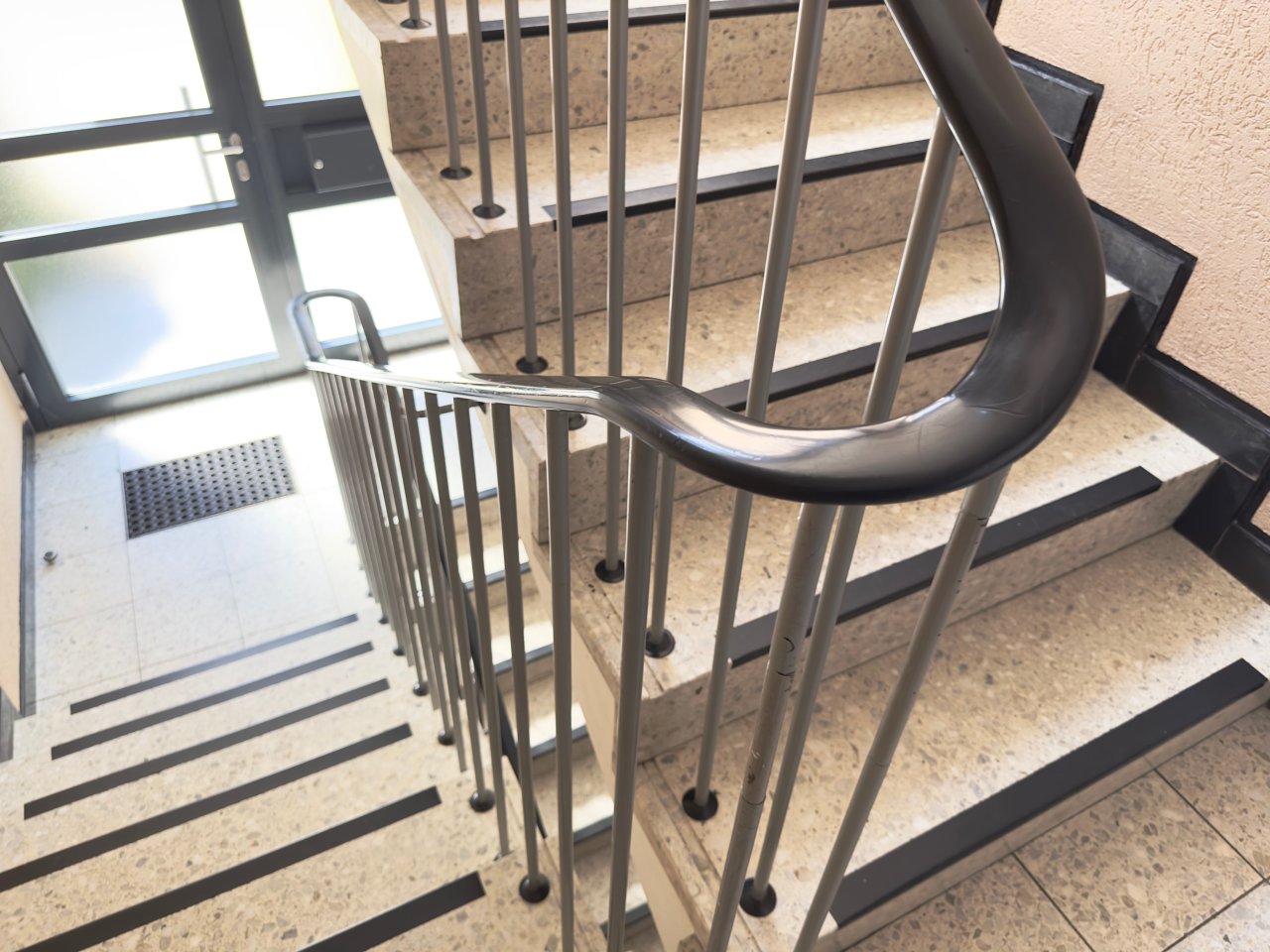 Gepflegtes Treppenhaus Gepflegtes Treppenhaus