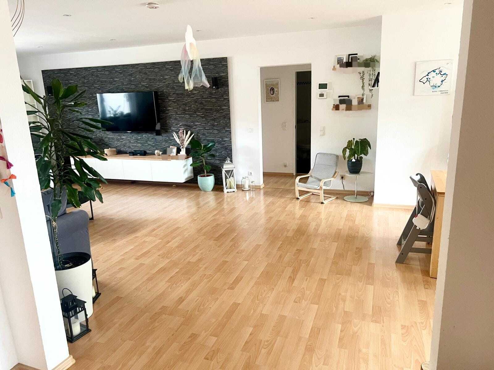 Wohn-/Esszimmer Wohn-/Esszimmer